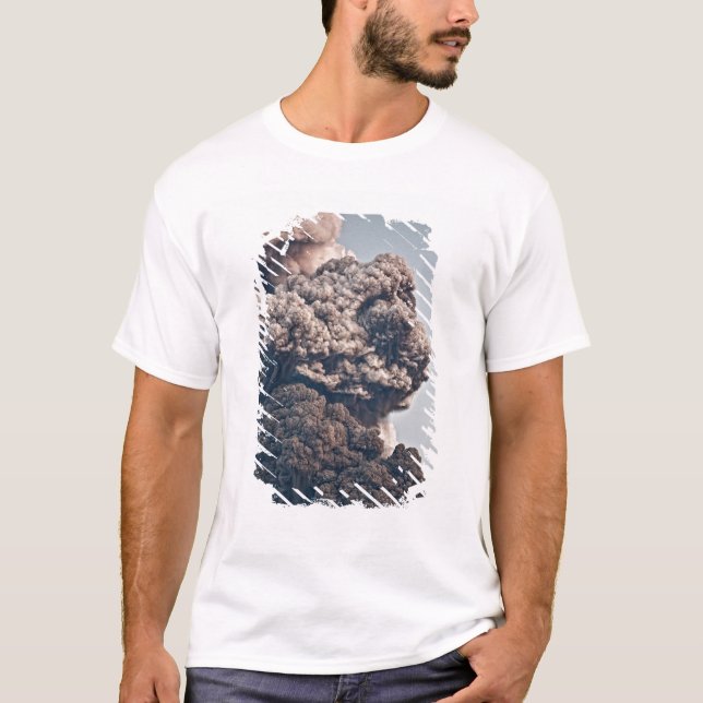 Eyjafjalljokull vulkaniskt utbrott t shirt (Framsida)