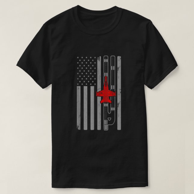 F18 Hornet Fighter Jet Airplane American Flagga Ru T Shirt (Design framsida)
