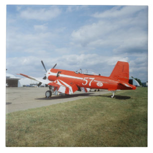 F2G-1D Super Corsair flygplan på flygutställningen Kakelplatta