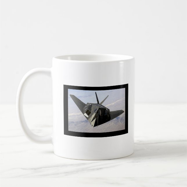 F-117 Nighthawk Stealth Bomber Kaffemugg (Vänster)