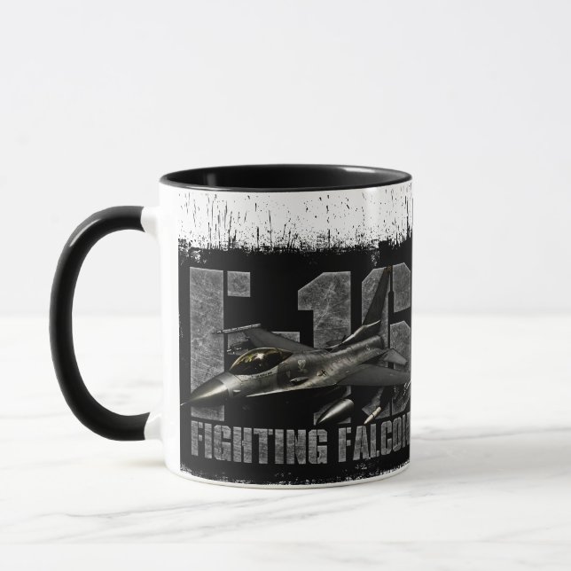 F-16 Bekämpning av Falcon Mugg (Vänster)