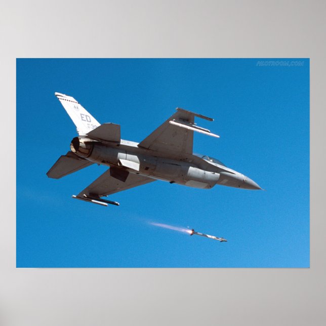 F-16 Falcon Firing Missile Poster (Framsidan)