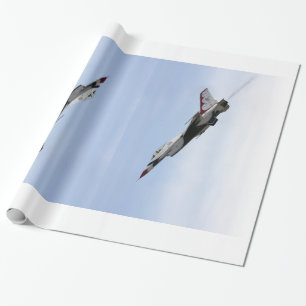 F-16 Thunderbird in flight Presentpapper
