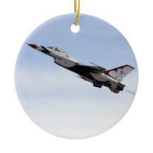 F-16 Thunderbird under flygning