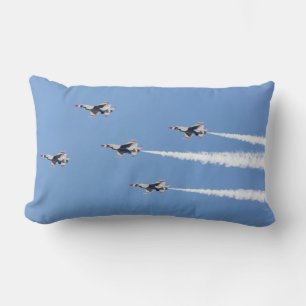 F-16 Thunderbirds flygande i femkortsformation Lumbarkudde