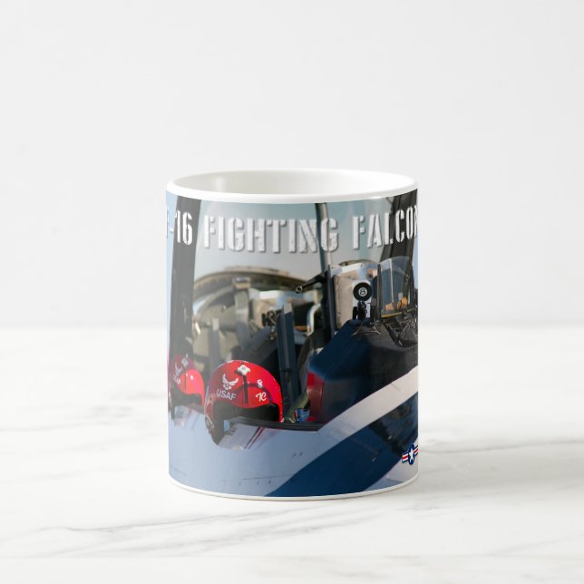 F-16D FIGHTING FALCON KAFFEMUGG (Center)