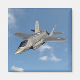 F-35 Blixt II Panther Jet Fighter i Himlar Magnet