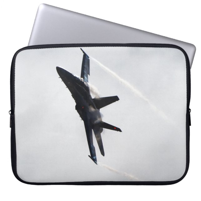 F/A-18 Fighter Jet Flygplan Luft Show Stunt Laptop Sleeve (Framsidan)