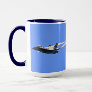 F/A-18 Fighter Jet Flygplan Luft Show Stunt Mugg