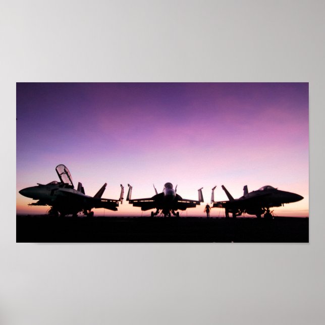 F/A 18 Hornet Aircraft in Sunset Poster (Framsidan)