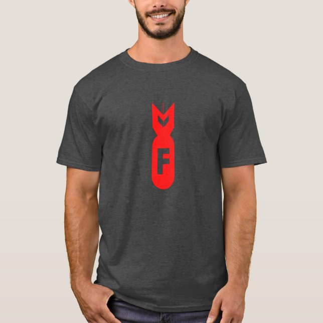 F bombarderar tee (Framsida)