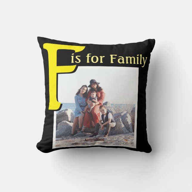 F för familjen kudde (Framsida)