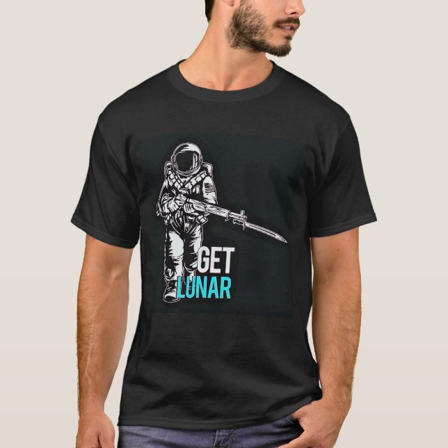 Få den Lunar T-tröja för utrymmeflottan M1 Garand T Shirt (Framsida)