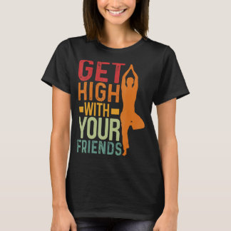 Få hög med dina vänner i Acroyoga T Shirt