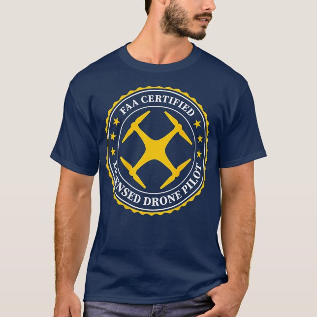 FAA Certified Licensed Drone Pilot  BACK DESIGN T Shirt (Framsida)