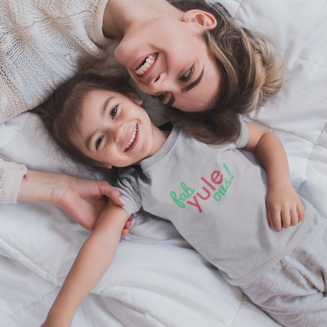 Fab Yule Ous | Roligt Fab för god jultid Snyggt T Shirt (Skapare uppladdad)