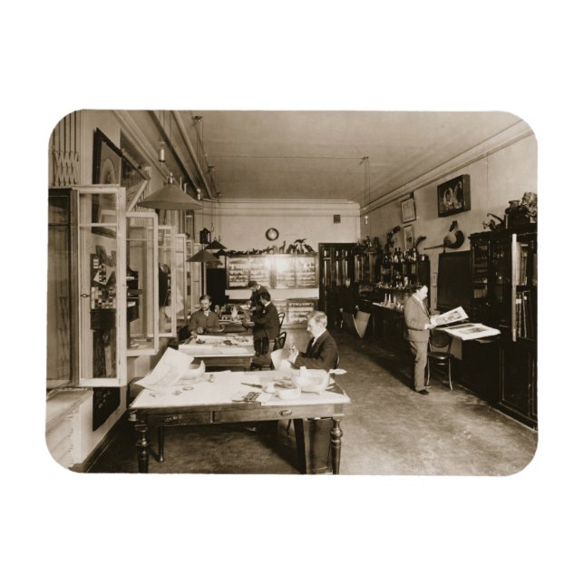 Faberge Workshop (bild b/w) Magnet (Horisontell)
