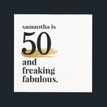 Fabulous 50:e Personligen Funny Birthday Pappersservett<br><div class="desc">Vissa vänner är FREAKING FABULOUS och förtjänar ett 50:e födelsedagsfestens tema för att fira detta faktum, och vår moderna feta svarta och guld-typografi med "50 och häpnadsväckande" blöjor är en speciell beröring i extra som kommer att få er party att skratta åt hela tiden. Anpassa med alla åldrar och namn...</div>