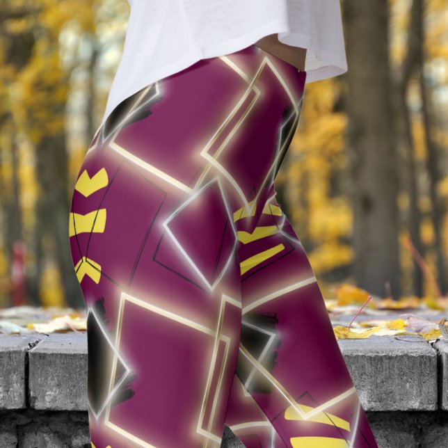 Fabulous Red Framed i Guld Mönster Leggings (Tyrian Red framed in Gold Leggings)