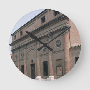 Facade av Teatroen Accademico (fotoet) Rund Klocka