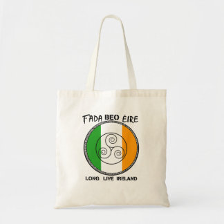 "Fada Beo Éire/Long Live Ireland" Tygkasse
