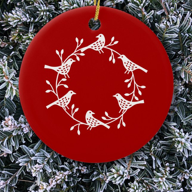 Fågelandevit röd julgransprydnad keramik (Scandinavian bird wreath white on red Christmas ornament)