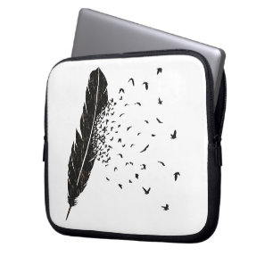 Fåglar som bryter ut ur en fjäder laptop sleeve