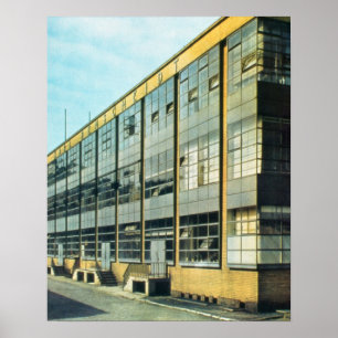 Fagusen skor fabriken som är designad vid Walter Poster