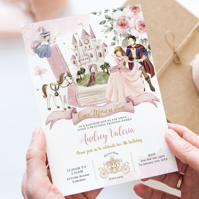 Fairytale Bok Gång vid en tidprinsessans födelseda Inbjudningar (fairytale book pink castle pop up princess prince fairy godmother birthday invitation card printed)