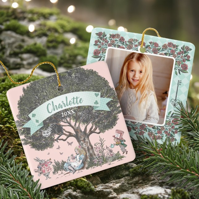 Fairytale Träd Alice i Wonderland Namn & Photo Julgransprydnad Keramik (Fairytale Tree Alice in Wonderland Name & Photo Ceramic Ornament)