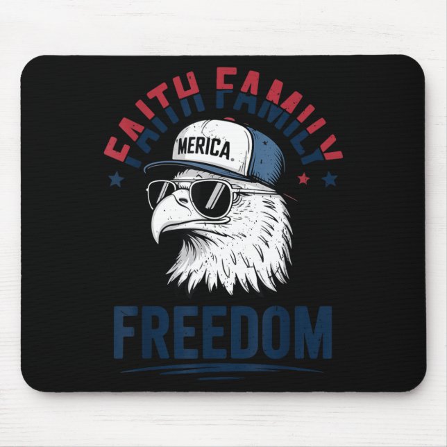 Faith Family Dom Bald Eagle Patriotic Boys America Musmatta (Framsidan)