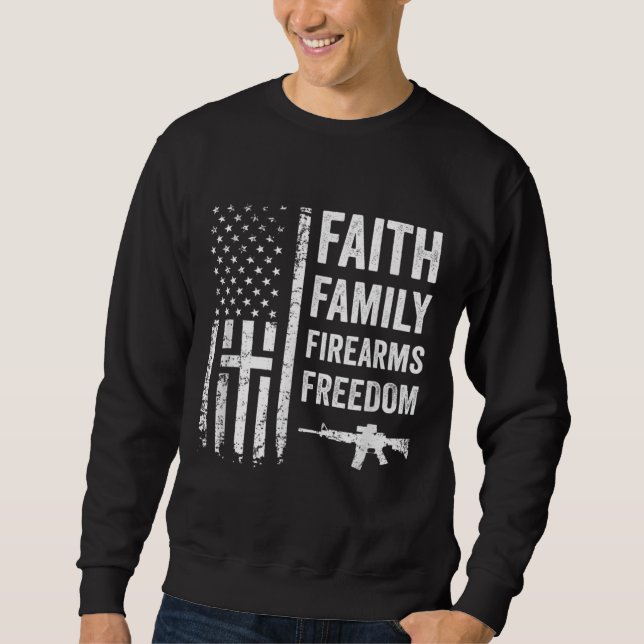 Faith Family Firearms & Freedom - Pro Gud Gun USA Lång Ärmad Tröja (Framsida)