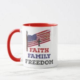 Faith Family Freedom Kor med Flagga Mugg