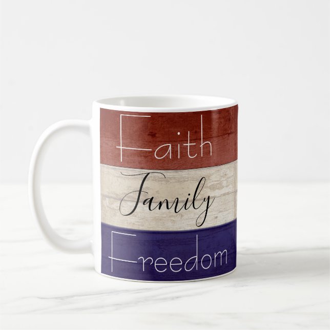 Faith Family Freedom patriotic wood Kaffemugg (Vänster)