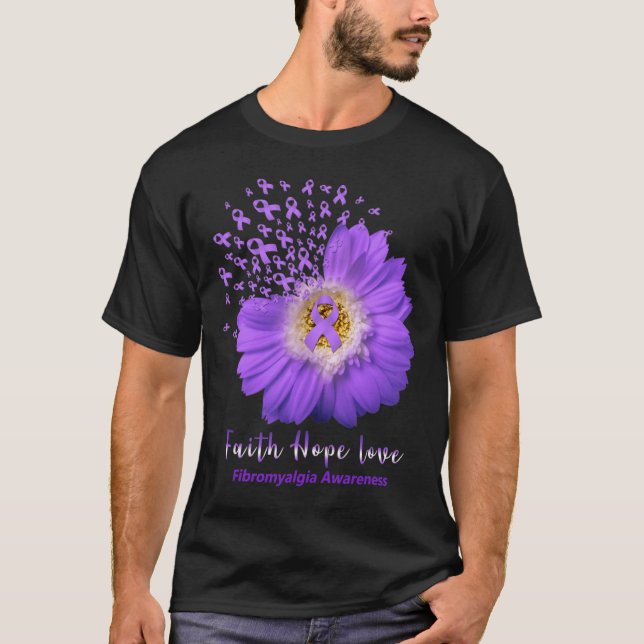 Faith Hope Kärlek Fibromyalgia Awareness Lila Ribb T Shirt (Framsida)
