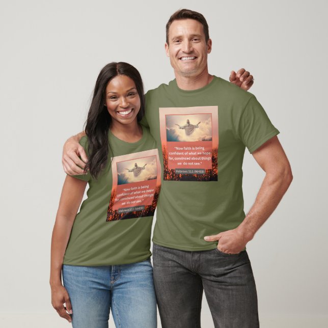 Faith Message - Hebrews 11-1 Kort Slv Army Grönt T Shirt (Unisex)