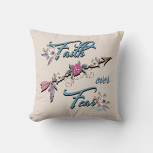 Faith over Fear Dekorativ kudde