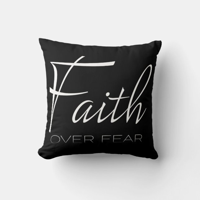Faith over Fear Encouragement in White Kudde (Framsida)
