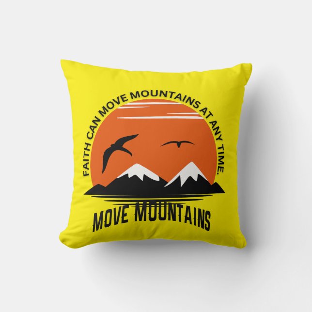Faithful Comfort – Mountain Sunset Throw Pillow Kudde (Framsida)