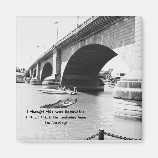 (Fake) Alligator simmar vid London Bridge Magnet (Framsidan)