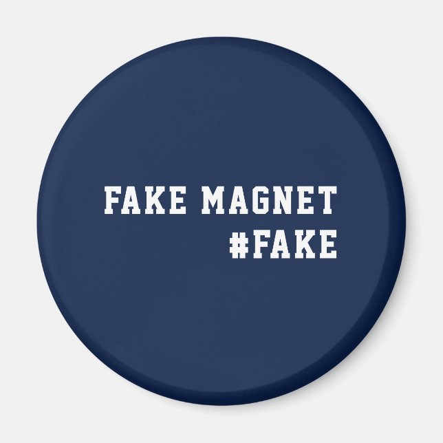 Fake News Humor Fake Magnet (Framsidan)