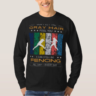 Fäktningsentusiast T-shirt - Grått hår, vilda duel