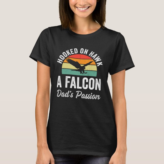 Falconer Dad Falconry Hooked on Hawk T Shirt (Framsida)