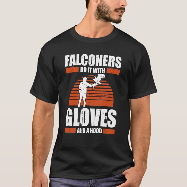 Falconer Falcon Hunter Falconer Tracker Anka Hunte T Shirt (Framsida)