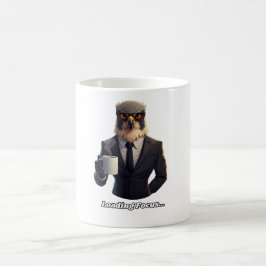 Falkaffärsman laddar fokuskaffe kaffemugg