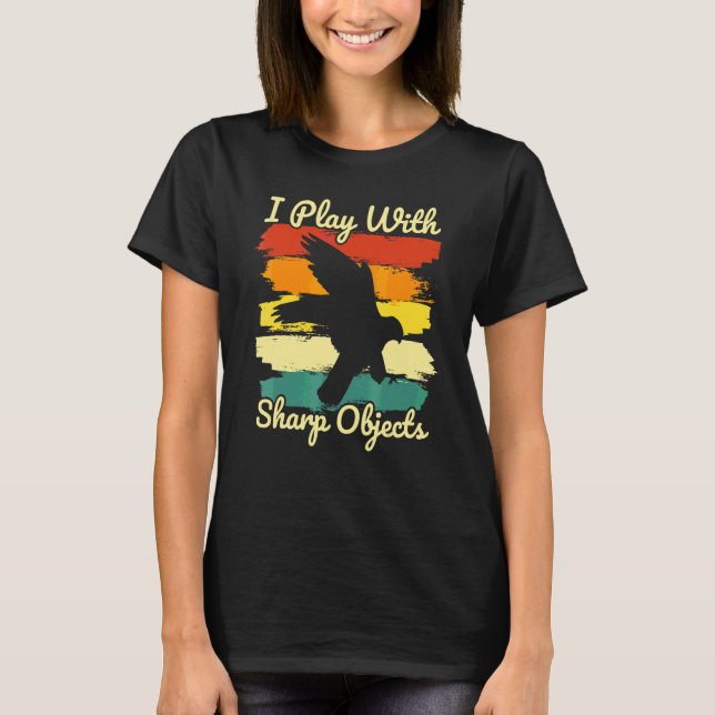 Falkjakt Jakt Jag Leker Med Vassa Föremål För Falk T Shirt (Framsida)