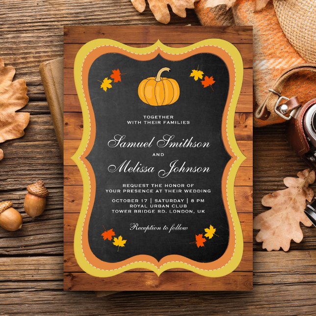 Fall Autumn Rustic Wood Chalkboard Pumpkin Bröllop Inbjudningar (Skapare uppladdad)
