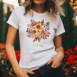 Fall Blommigt Bouquet T Shirt<br><div class="desc">Låt färg av fallande blomma i din garderob. Oavsett om du kör genom ett pumpfack eller har en skarp höstdag,  tillför vår Fall-Blommigt Bouquet T-Shirt lite elegans till säsong stil. Missa inte det här höstinspirerade mode påstående - ta dig i dag,  bara på Zazzle!</div>