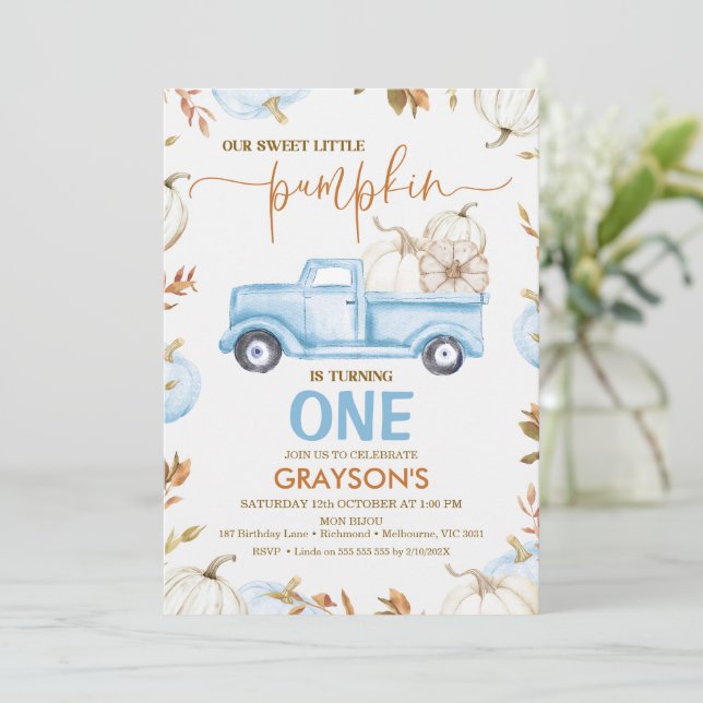 Fall Blue Pumpkin Lastbil Little Pumpkin Birthday Inbjudningar (Stående Fram)