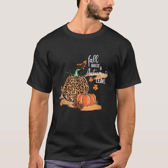 Fall Breeze And Autumun Leaves T Shirt (Framsida)